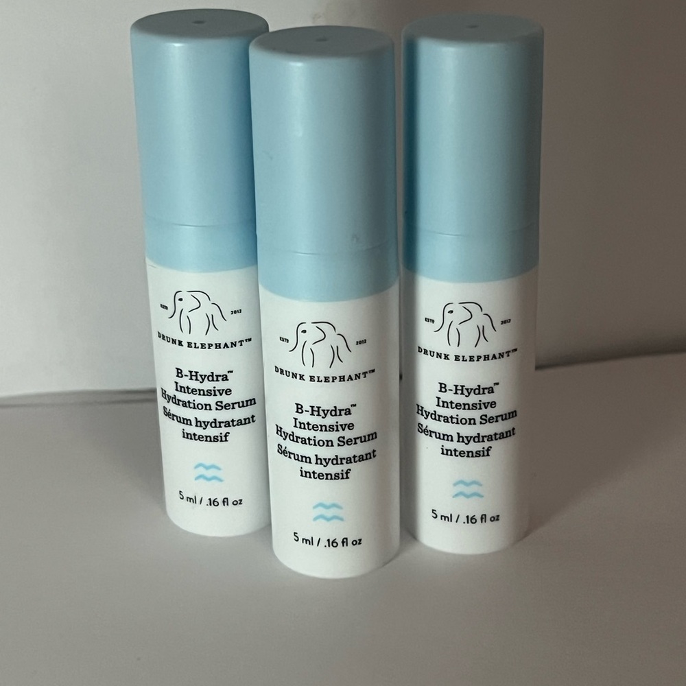 Drunk Elephant B-Hydra Hydration Serum - Light Blue and White